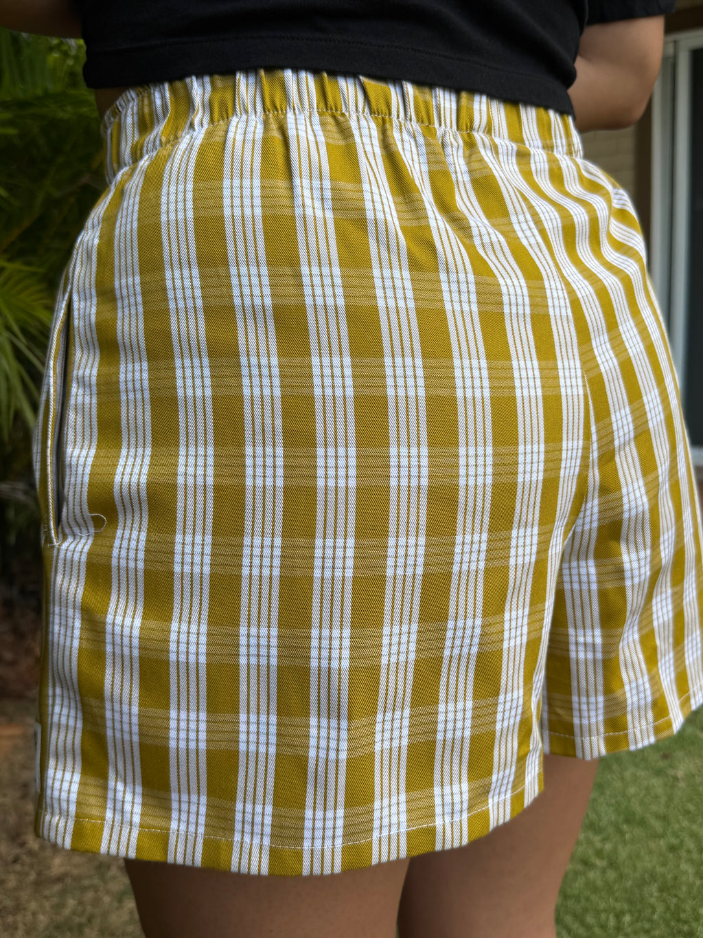 Wahine Holoholo Shorts 2.0 - Līpoa