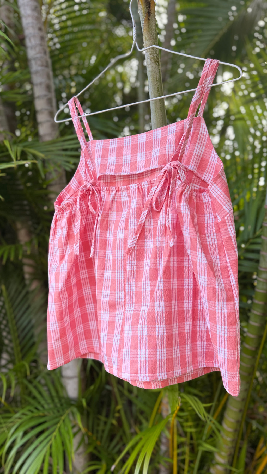 Megumi Top - ʻŌhelo