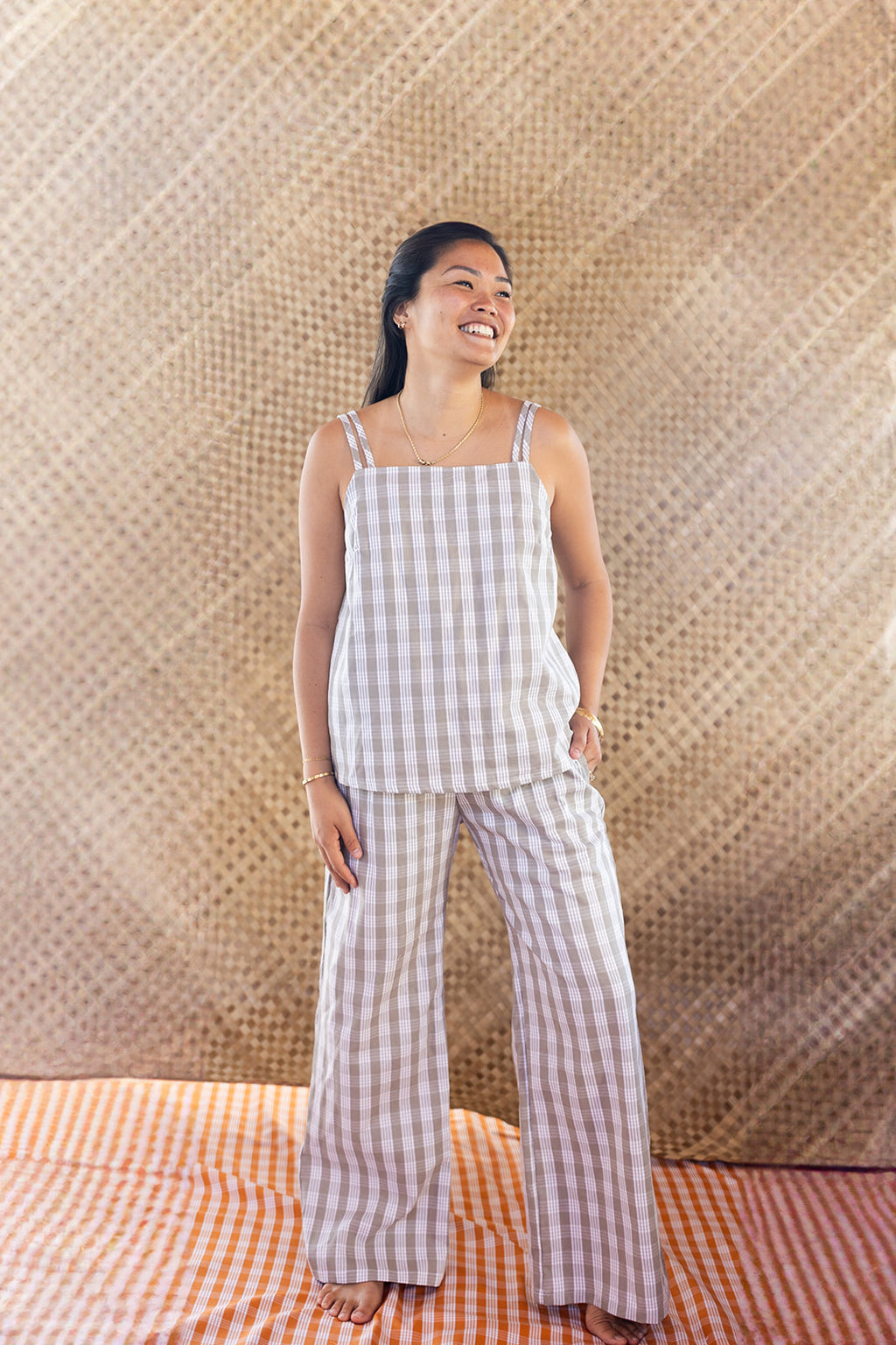 Megumi Top - Hinahina